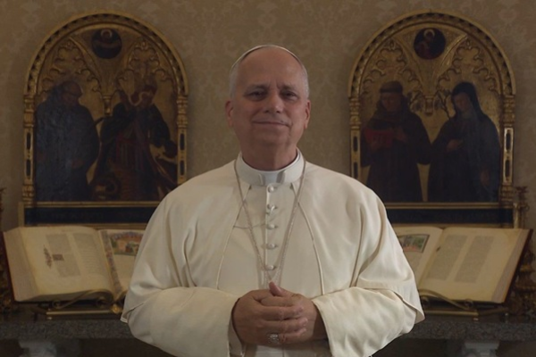 Đức Thánh Cha mời gọi các bạn trẻ: “Hãy để bản thân được dẫn dắt và chỉ lối bởi Chúa Giêsu”