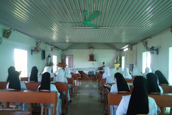 Dòng nữ Đa Minh Thái Bình - Tuần tĩnh tâm dành cho các Nữ tu chuẩn bị tuyên khấn năm 2013