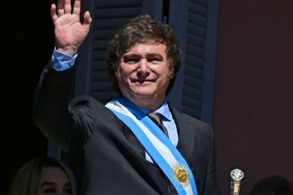 Tổng thống Argentina chính thức mời ĐTC Phanxicô về thăm quê hương