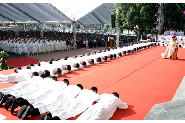 Thánh lễ Truyền chức Linh mục và Phó tế | Giáo phận Thái Bình năm 2025