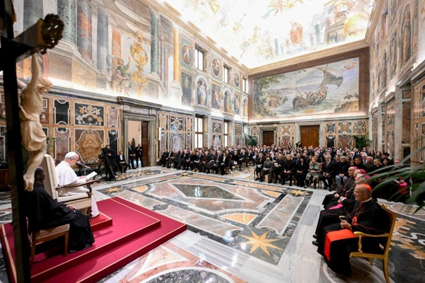 Đức Thánh Cha tiếp các đại diện của thế giới điện ảnh