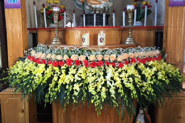 Tổng hợp 100+ Các mẫu cắm hoa đẹp trong phụng vụ Dành cho nhà thờ và đình làng