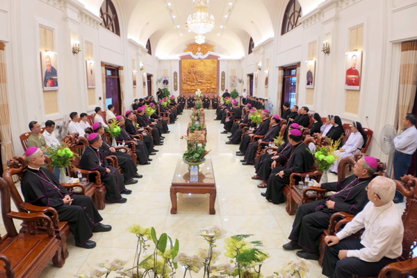 Hội Nghị Thường Niên Kỳ II/2026 |Hội Đồng Giám Mục Việt Nam -Nghi thức Chào mừng