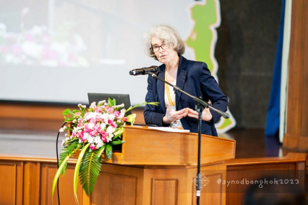 Bài thuyết trình của Nữ tu Nathalie Becquart tại Đại hội Thượng Hội đồng Cấp châu lục của Giáo hội Á châu
