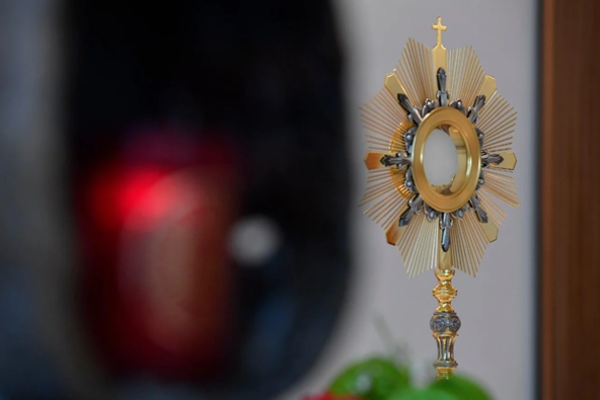 15 bài Chầu Thánh Thể - Thứ Năm Tuần Thánh