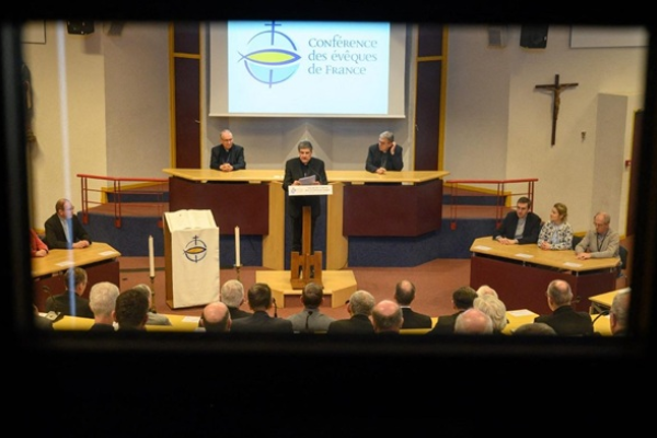 Các Giám mục Pháp phát động tuần cửu nhật trước cuộc bỏ phiếu về trợ tử
