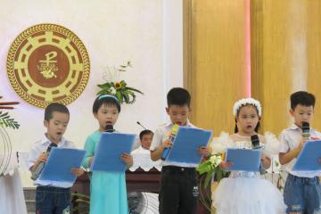 Mầm non Tư thục Bình Minh: Hình ảnh Thánh lễ Bế giảng năm học 2022-2023