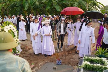 Hình ảnh: Thánh lễ An táng và tiễn đưa nữ tu Têrêxa Lê Thị Huệ, OP.