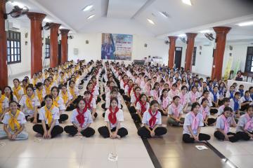 Hình ảnh: Sáng ngày thứ Hai Đại hội Ơn gọi (11.7.2025)