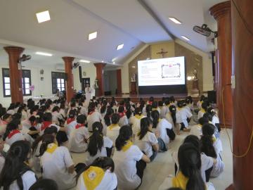Hình ảnh: Sáng ngày thứ Hai Đại hội Ơn gọi (11.7.2025)