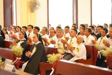 Hình ảnh: Khấn Dòng và Mừng Ngân Khánh Khấn Dòng 2025