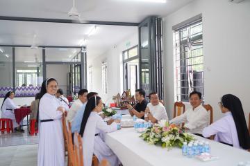 Hình ảnh: Làm phép và Cắt băng Khánh Thành Cộng đoàn Thánh Piô V Mỹ Hội