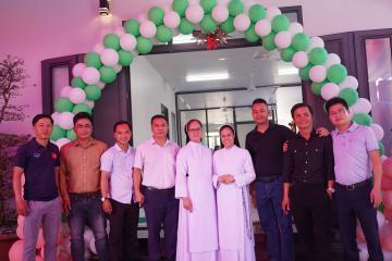 Hình ảnh: Làm phép và Cắt băng Khánh Thành Cộng đoàn Thánh Piô V Mỹ Hội