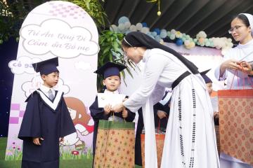 Hình ảnh: Thánh lễ Bế giảng Năm học, Lễ Ra trường và mừng ngày Quốc tế Thiếu Nhi năm 2026 | Mầm Non Tư Thục Bình Minh