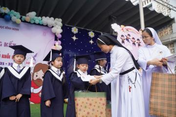 Hình ảnh: Thánh lễ Bế giảng Năm học, Lễ Ra trường và mừng ngày Quốc tế Thiếu Nhi năm 2026 | Mầm Non Tư Thục Bình Minh