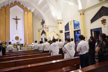 Hình ảnh: Nghi thức Khâm liệm & Thánh lễ cầu nguyện cho Nữ tu Anna Nguyễn Thị Cúc, OP.