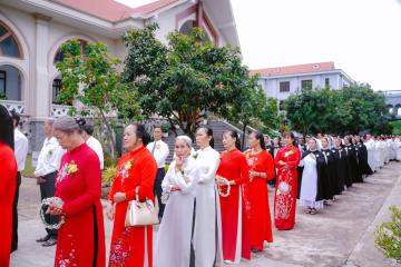 Chùm hình ảnh số 1: Thánh lễ Tạ ơn, Nghi thức Khấn Dòng và mừng Ngân khánh Khấn Dòng năm 2026 (1)