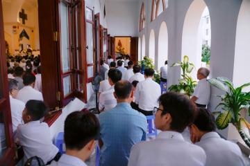 Chùm hình ảnh số 1: Thánh lễ Tạ ơn, Nghi thức Khấn Dòng và mừng Ngân khánh Khấn Dòng năm 2026 (1)