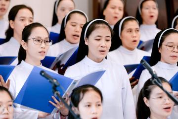 Chùm Hình ảnh số 5: Thánh lễ Tạ ơn, Nghi thức Khấn Dòng và mừng Ngân khánh Khấn Dòng năm 2026 (5)
