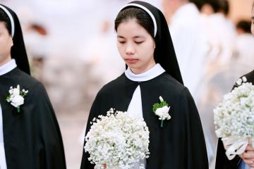 Chùm Hình ảnh số 5: Thánh lễ Tạ ơn, Nghi thức Khấn Dòng và mừng Ngân khánh Khấn Dòng năm 2026 (5)