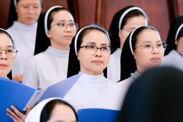 Chùm Hình ảnh số 6: Thánh lễ Tạ ơn, Nghi thức Khấn Dòng và mừng Ngân khánh Khấn Dòng năm 2026 (6)