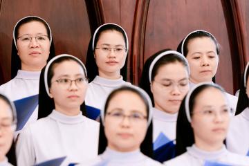 Chùm Hình ảnh số 6: Thánh lễ Tạ ơn, Nghi thức Khấn Dòng và mừng Ngân khánh Khấn Dòng năm 2026 (6)