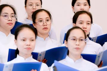 Chùm Hình ảnh số 6: Thánh lễ Tạ ơn, Nghi thức Khấn Dòng và mừng Ngân khánh Khấn Dòng năm 2026 (6)