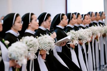 Chùm Hình ảnh số 6: Thánh lễ Tạ ơn, Nghi thức Khấn Dòng và mừng Ngân khánh Khấn Dòng năm 2026 (6)
