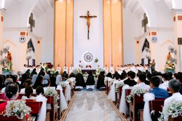 Chùm Hình ảnh số 6: Thánh lễ Tạ ơn, Nghi thức Khấn Dòng và mừng Ngân khánh Khấn Dòng năm 2026 (6)