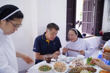 Chùm Hình ảnh số 7: Thánh lễ Tạ ơn, Nghi thức Khấn Dòng và mừng Ngân khánh Khấn Dòng năm 2026 (7)