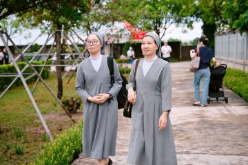 Chùm Hình ảnh số 7: Thánh lễ Tạ ơn, Nghi thức Khấn Dòng và mừng Ngân khánh Khấn Dòng năm 2026 (7)
