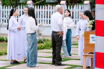 Chùm Hình ảnh số 7: Thánh lễ Tạ ơn, Nghi thức Khấn Dòng và mừng Ngân khánh Khấn Dòng năm 2026 (7)
