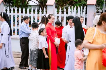 Chùm Hình ảnh số 7: Thánh lễ Tạ ơn, Nghi thức Khấn Dòng và mừng Ngân khánh Khấn Dòng năm 2026 (7)