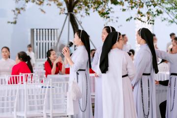 Chùm Hình ảnh số 7: Thánh lễ Tạ ơn, Nghi thức Khấn Dòng và mừng Ngân khánh Khấn Dòng năm 2026 (7)