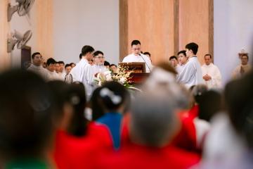 Chùm Hình ảnh số 7: Thánh lễ Tạ ơn, Nghi thức Khấn Dòng và mừng Ngân khánh Khấn Dòng năm 2026 (7)
