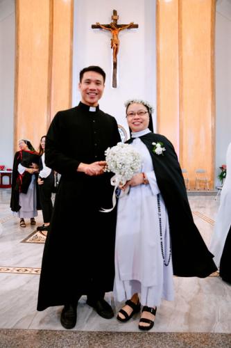Chùm Hình ảnh số 8: Thánh lễ Tạ ơn, Nghi thức Khấn Dòng và mừng Ngân khánh Khấn Dòng năm 2026 (8)