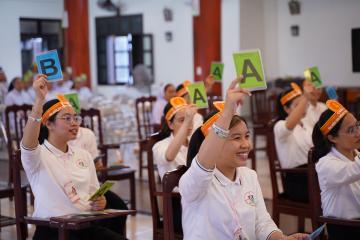 Hình ảnh 1: Cuộc thi Chung kết Tìm hiểu Tin mừng Mát thêu